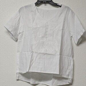White V-neck Short Sleeves Button-up Blouse with Embroidered Design - Large